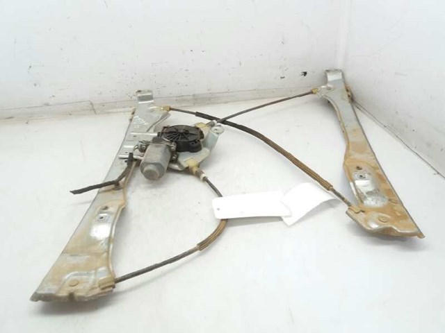 Mechanizm podnoszenia szyby drzwi przednich prawych 8200291147 RENAULT