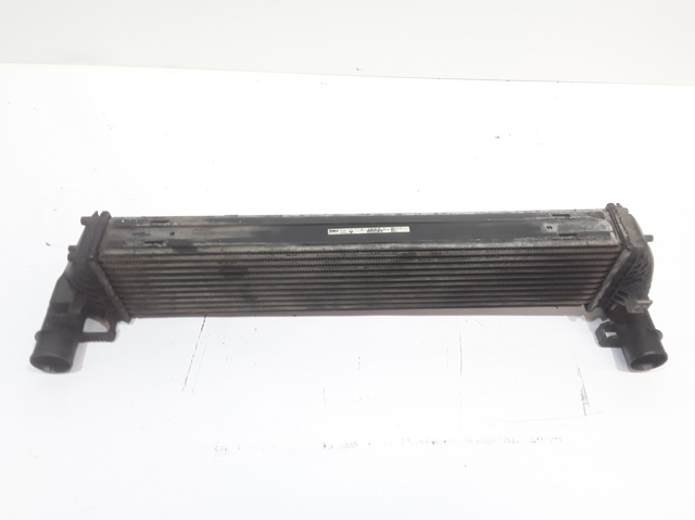 Chłodnica intercoolera 8200292773 RENAULT