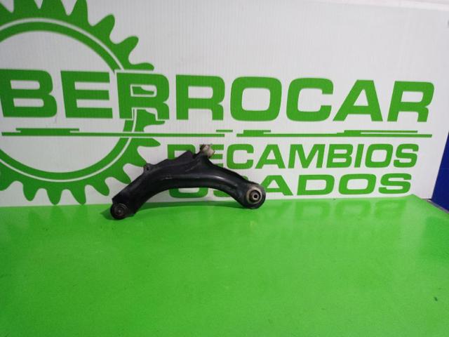 Wahacz zawieszenia przedniego dolny prawy 8200298455 RENAULT