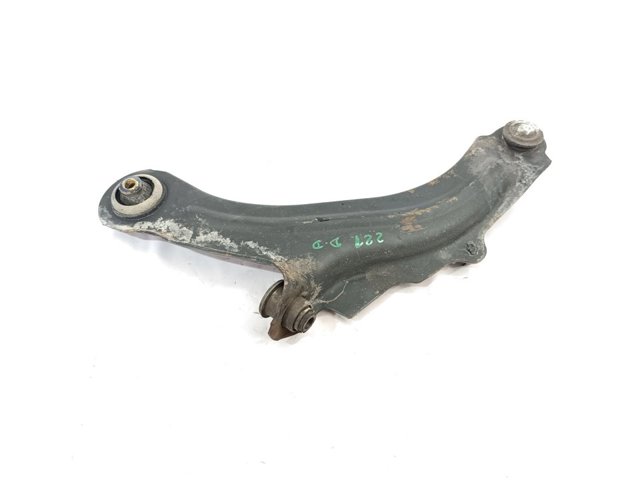 Wahacz zawieszenia przedniego dolny prawy 8200298455 RENAULT