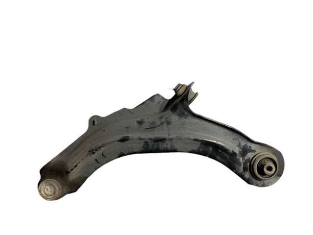 Wahacz zawieszenia przedniego dolny prawy 8200298455 RENAULT