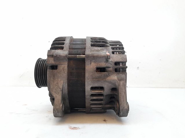 Alternator 8200299173 Renault (RVI)