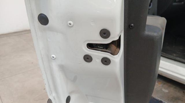 Zamek drzwi przednich lewych 8200300123 RENAULT