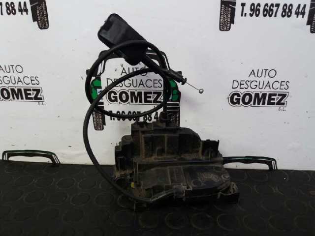 Zamek drzwi przednich prawych 8200300125 RENAULT