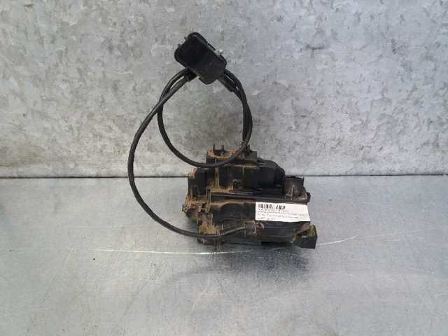 Zamek drzwi przednich prawych 8200300125 RENAULT