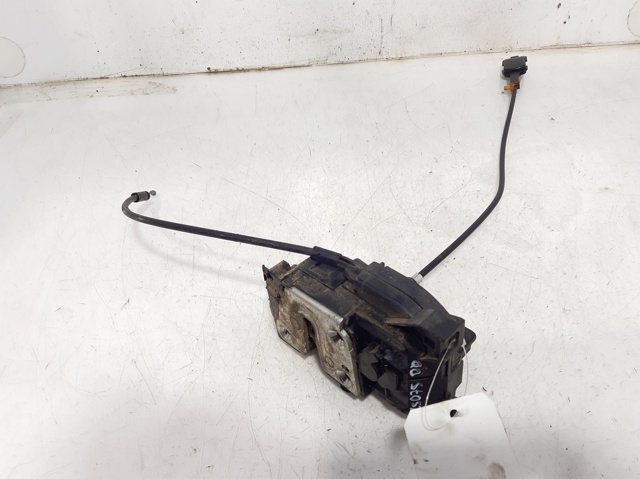 Zamek drzwi przednich prawych 8200300125 RENAULT