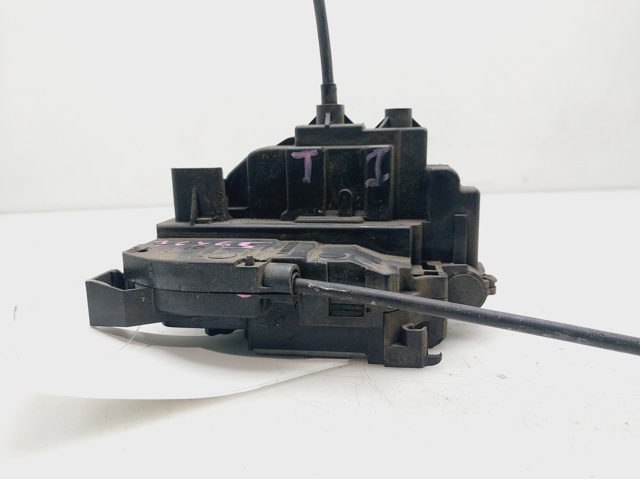 Zamek drzwi tylnych lewych 8200300128 RENAULT