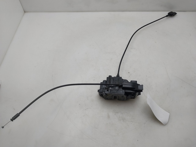 Zamek drzwi tylnych prawych 8200300129 RENAULT
