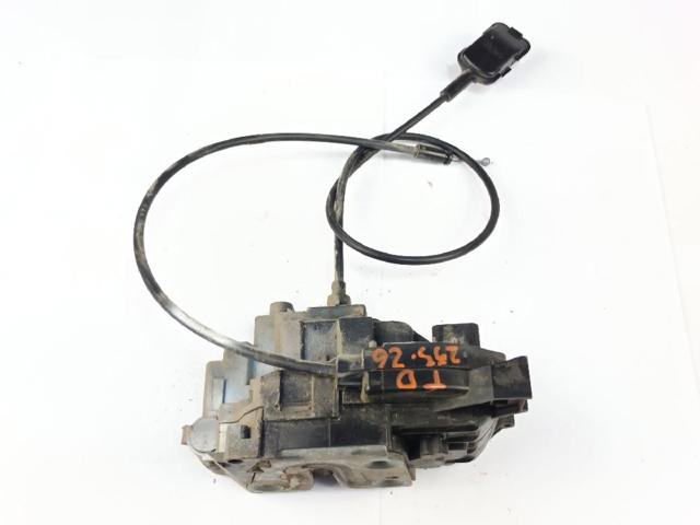 Zamek drzwi tylnych prawych 8200300129 RENAULT