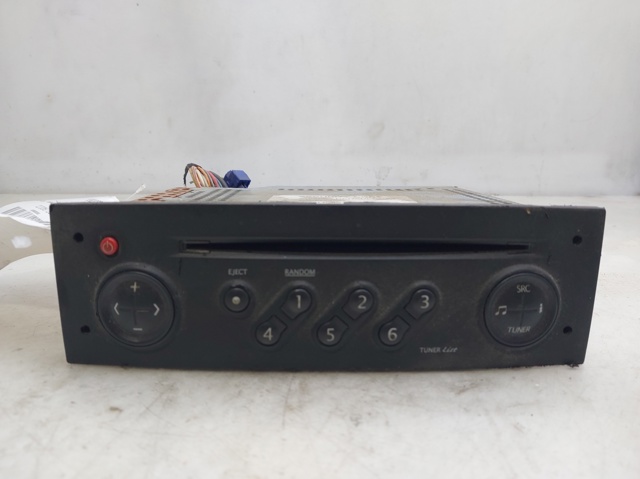 Radioodtwarzacz (radio AM/FM) 8200300858 RENAULT