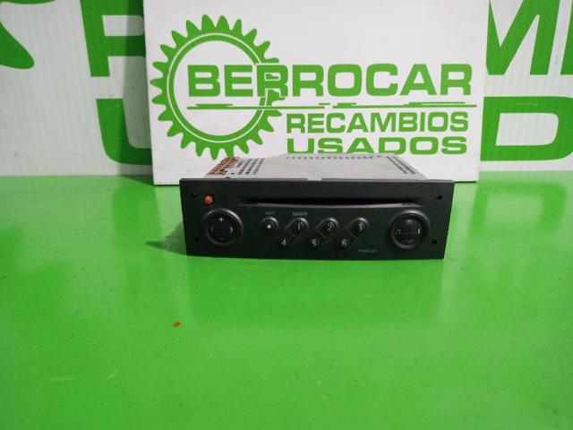 Radioodtwarzacz (radio AM/FM) 8200300859 RENAULT