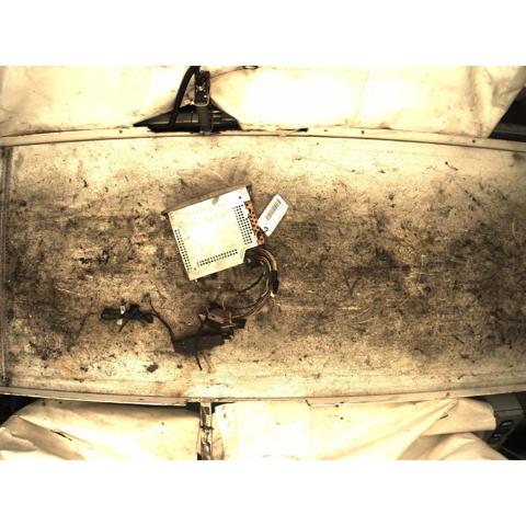 Radioodtwarzacz (radio AM/FM) 8200300859 RENAULT