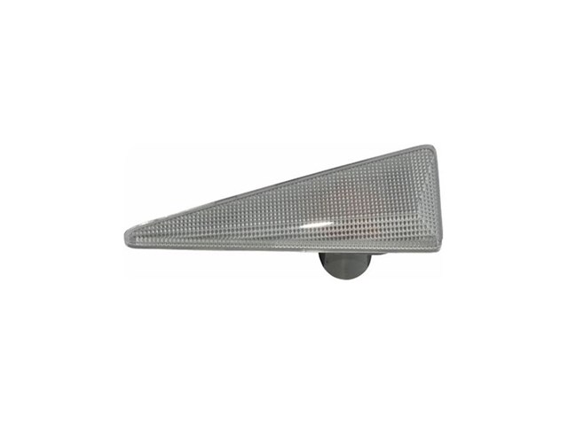 Powtarzacz kierunkowskazu na błotniku lewy 8200301241 RENAULT