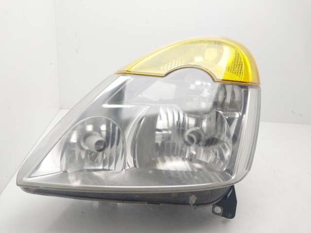 Reflektor lewy 8200301829 RENAULT