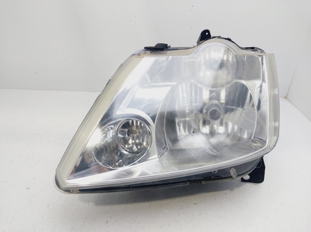 Reflektor lewy 8200301829 RENAULT