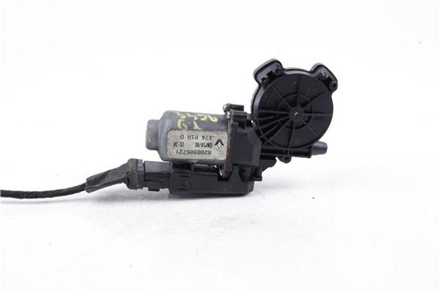 Mechanizm podnoszenia szyby drzwi tylnych prawych 8200305721 RENAULT
