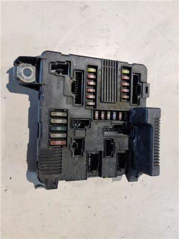 8200306033A Renault (RVI)