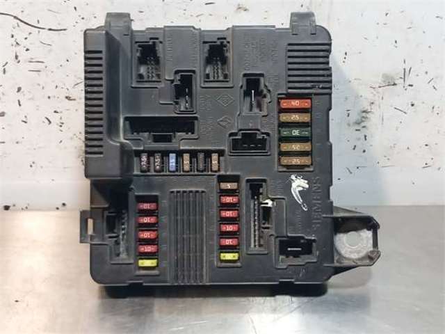 8200306033A Renault (RVI)