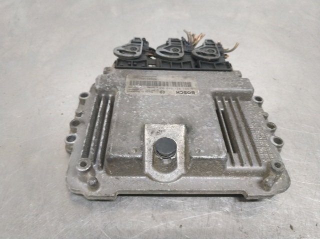 Sterownik silnika 8200310863 RENAULT