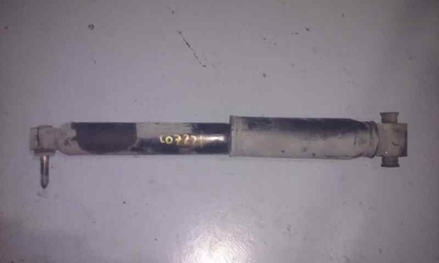 Amortyzator tylny 8200330197 RENAULT