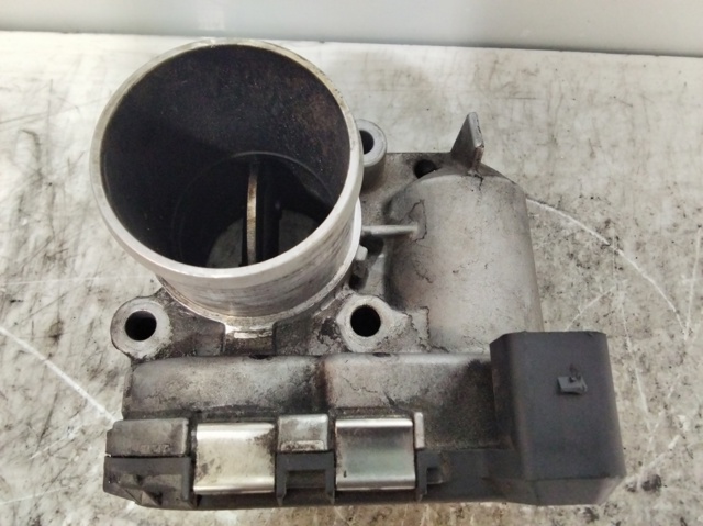 Przepustnica, komplet 8200330810D RENAULT