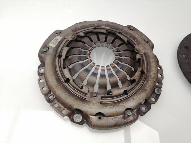 8200335084 Renault (RVI)