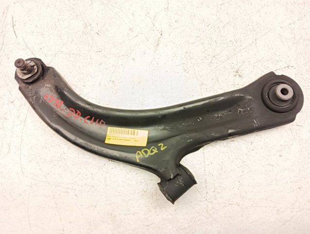 Wahacz zawieszenia przedniego dolny prawy 8200346942 RENAULT