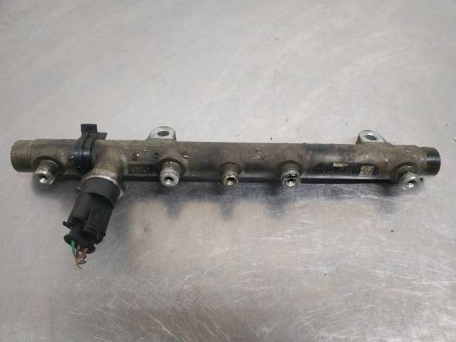 Czujnik ciśnienia paliwa 8200347174 RENAULT