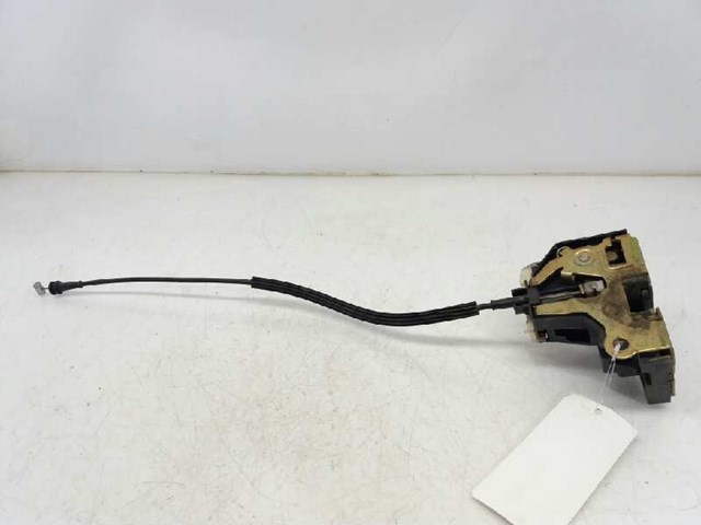 Zamek drzwi przednich prawych 8200350432 RENAULT