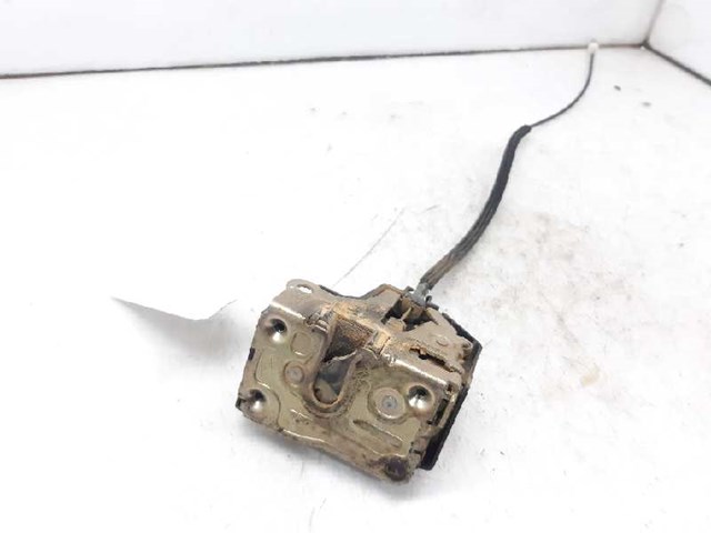 Zamek drzwi przednich prawych 8200350432 RENAULT