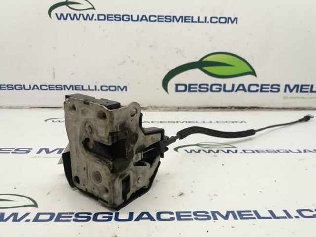Zamek drzwi przednich prawych 8200350432 RENAULT
