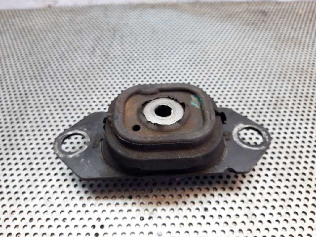 Poduszka (podpora) silnika lewa 8200352861 RENAULT