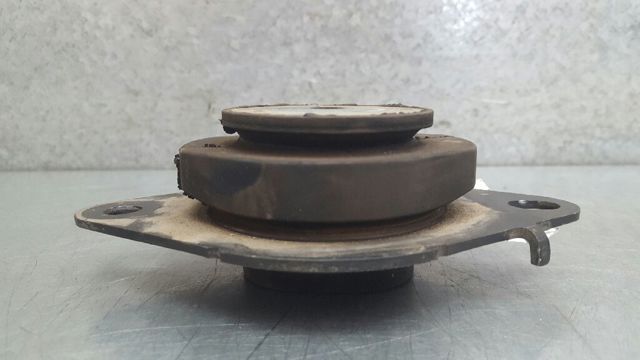 Poduszka (podpora) silnika lewa 8200357462 RENAULT