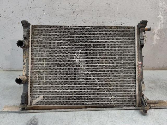 Chłodnica silnika 8200357536 RENAULT
