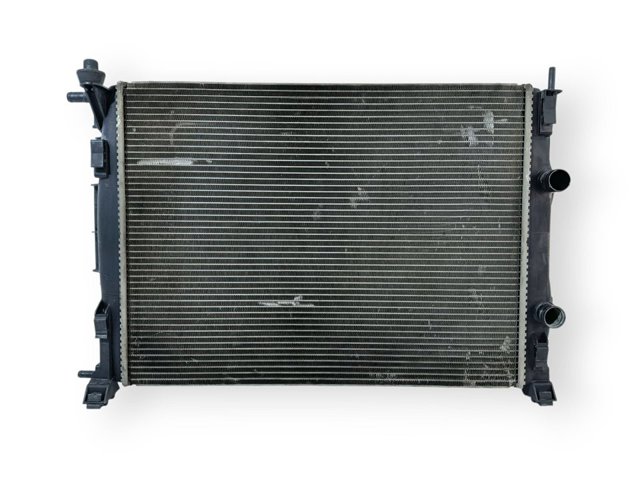 Chłodnica silnika 8200357536 RENAULT