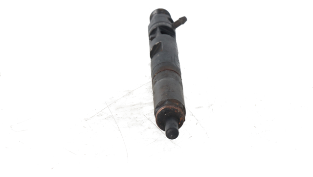 Wtryskiwacz paliwa 8200365186 RENAULT