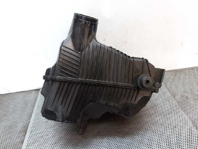 Obudowa filtra powietrza 8200369798 RENAULT