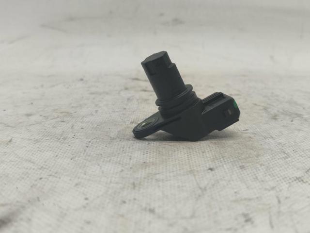Czujnik położenia wałka rozrządu 8200370572 RENAULT