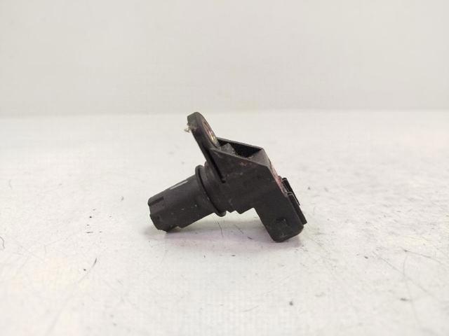 Czujnik położenia wałka rozrządu 8200370572 RENAULT