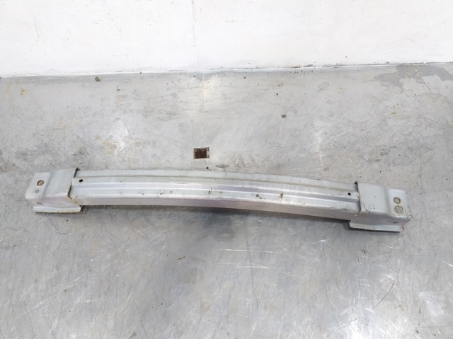 Wzmocnienie zderzaka przedniego 8200375703 RENAULT