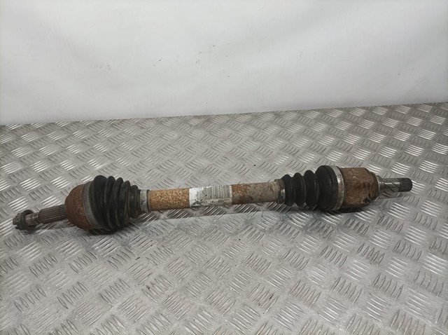 Półoś napędowa przednia lewa 8200376094 RENAULT