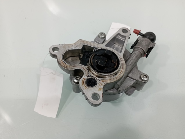 Pompa podciśnienia Renault Koleos HY0