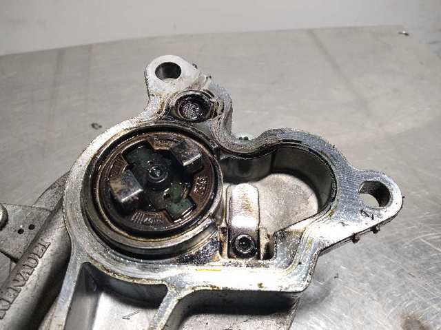 Pompa podciśnienia Renault Koleos HY0