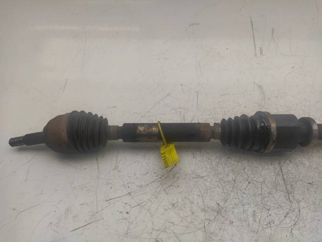 8200379235 Renault (RVI)