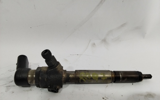 Wtryskiwacz paliwa 8200380253 RENAULT