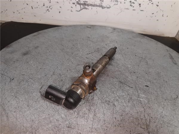 Wtryskiwacz paliwa 8200380253 RENAULT