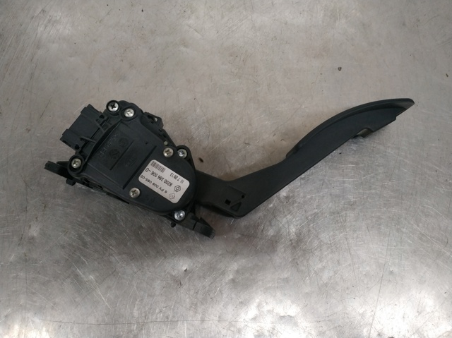 Pedał przyspieszenia (gazu) 8200386506D RENAULT