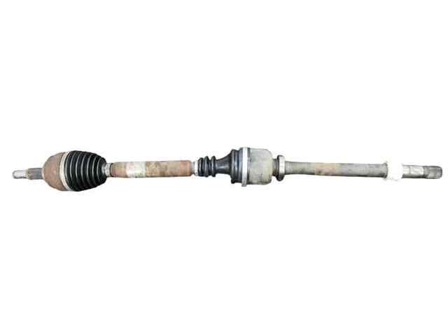 Półoś napędowa przednia prawa 8200387466 RENAULT