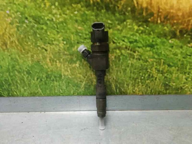 Wtryskiwacz paliwa 8200389369 RENAULT