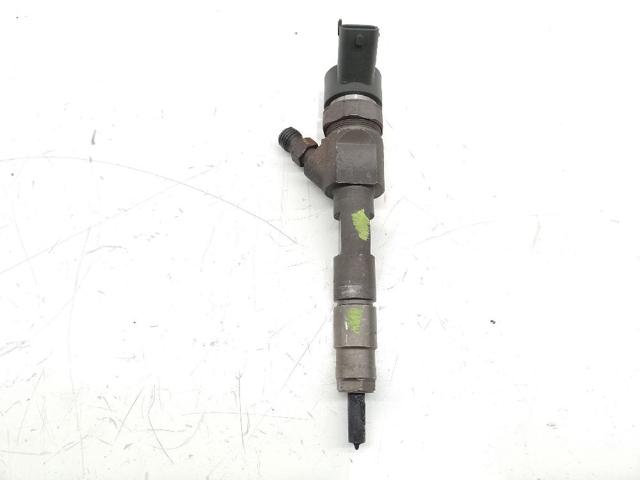 Wtryskiwacz paliwa 8200389369 RENAULT